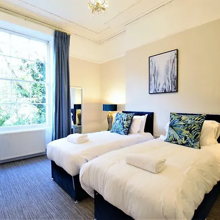 The Coach House - Yourapartment * Бристоль